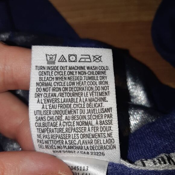 Womans Pink Victoria Secret Sweater - Picture 8 of 9